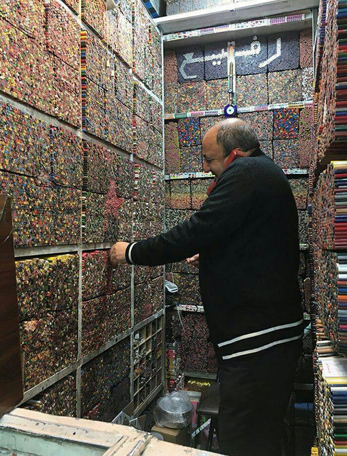 This Pencil Store Is in Tehran, Iran. Feel Like Olivanders, But for Artists