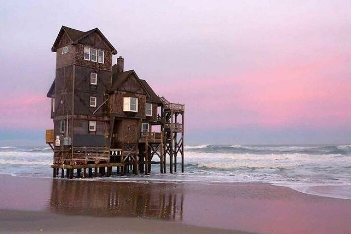 Abandoned Beach House Slowly Being Reclaimed By The Sea, North Carolina